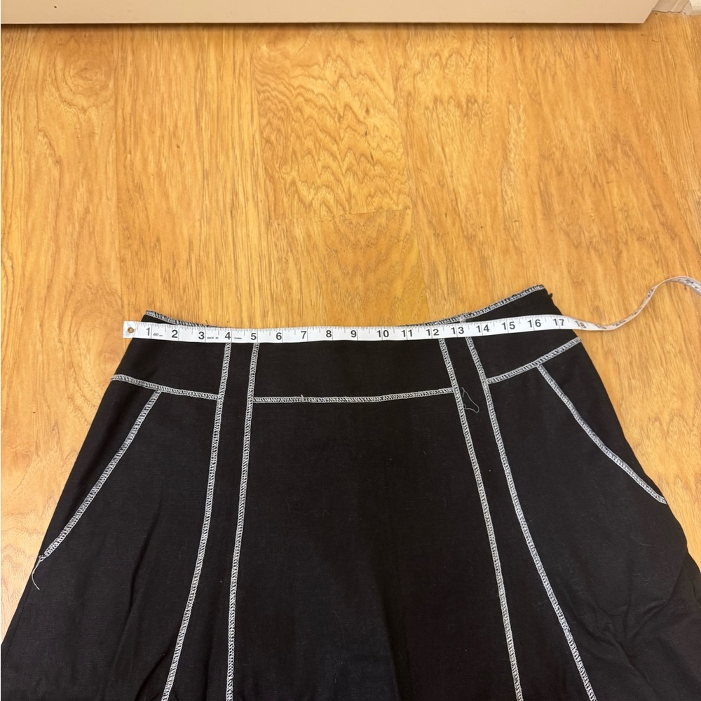 Elegant Black A-Line Skirt with White Stitching - Picture 4 of 6